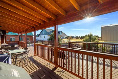 Exterior - 2728 Bain Trl, Overgaard, AZ 85933 photo 5 of 15