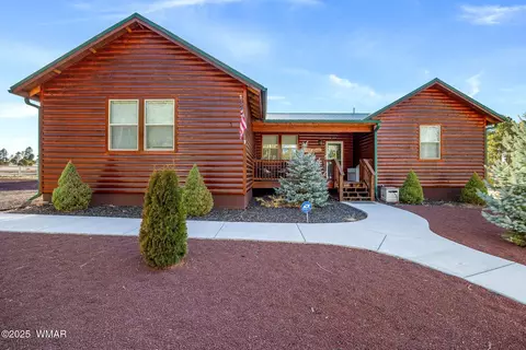 Exterior - 2728 Bain Trl, Overgaard, AZ 85933 photo 1 of 15