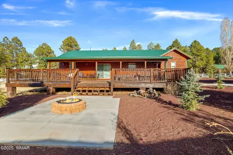 Exterior - 2728 Bain Trl, Overgaard, AZ 85933 photo 9 of 15