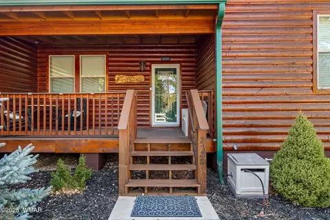 Exterior - 2728 Bain Trl, Overgaard, AZ 85933 photo 3 of 15