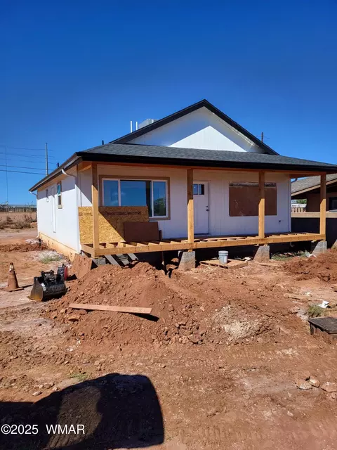 407 N Cottonwood Ave, Winslow, AZ 86047