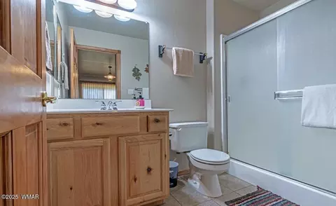 Bath - 2718 Bain Trl, Overgaard, AZ 85933 photo 1 of 2
