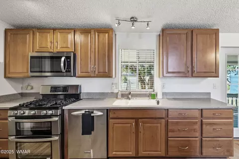 1535 W Cheetah Way, Eagar, AZ 85925 photo 11