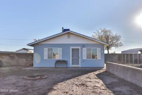 192 N 7th St, Holbrook, AZ 86025