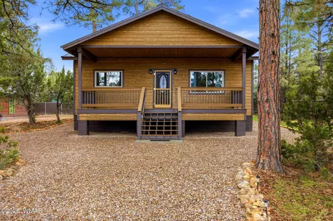 1979 Christmas Pine Cir, Overgaard, AZ 85933