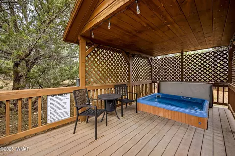 Exterior - 2755 Fox Trl, Overgaard, AZ 85933 photo 6 of 10