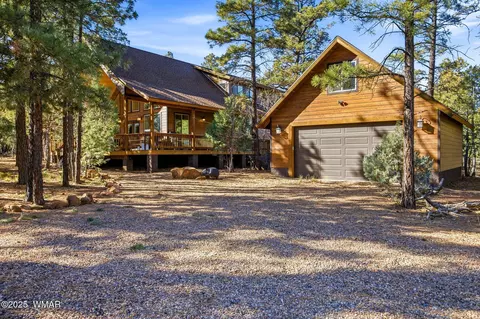 2009 Judy Ranch Rd, Overgaard, AZ 85933