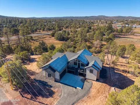 1022 School House Ln, Show Low, AZ 85901