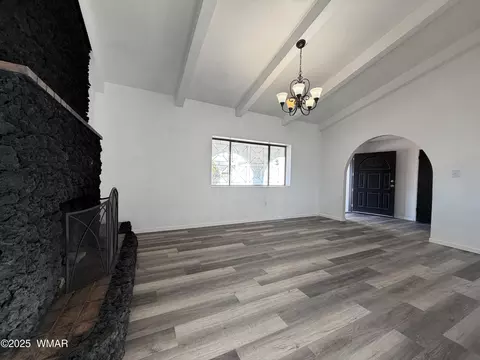 Living - 1647 E Becker Ln, Springerville, AZ 85938 photo 4 of 4