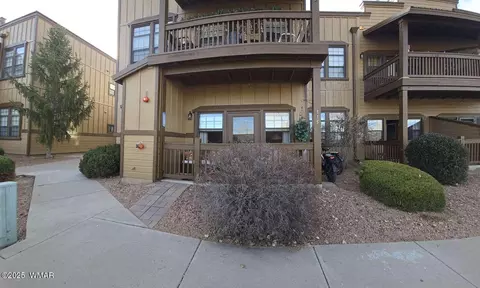 2417 Quarter Horse Trl #115, Overgaard, AZ 85933