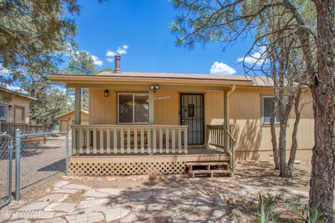 2927 Wildcat Trl, Overgaard, AZ 85933