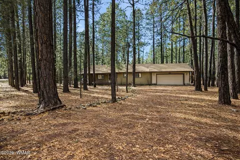 8714 Country Club Dr, Pinetop, AZ 85935
