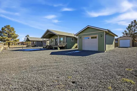 2231 S Sitgreave Dr, Overgaard, AZ 85933 photo 12