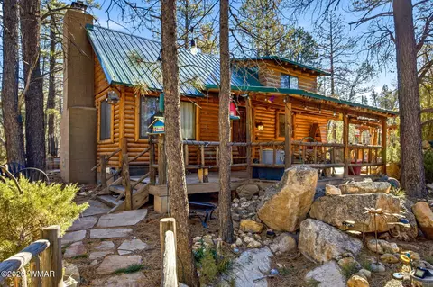3327 Mogollon Dr, Overgaard, AZ 85933