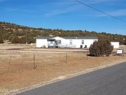 25 County Road 8206, Concho, AZ 85924