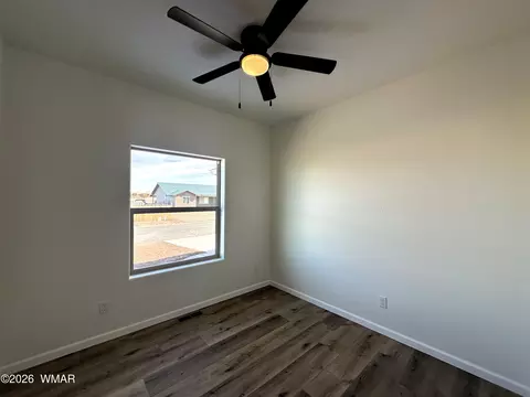 Bedroom - 160 Sandtrap Dr, Eagar, AZ 85925 photo 3 of 3