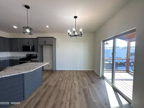 Dining - 160 Sandtrap Dr, Eagar, AZ 85925 photo 1 of 2