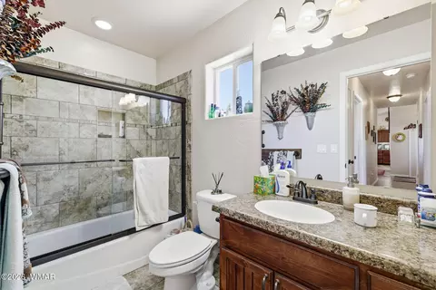 Bath - 132 W 3rd Ave, Eagar, AZ 85925 photo 2 of 2
