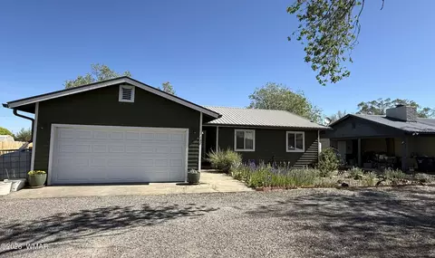 Exterior - 132 W 3rd Ave, Eagar, AZ 85925 photo 3 of 9