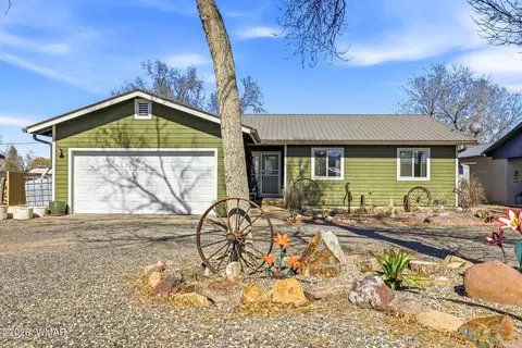 Exterior - 132 W 3rd Ave, Eagar, AZ 85925 photo 4 of 9