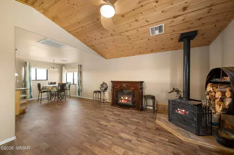 8286 Pinon Dr, Show Low, AZ 85901