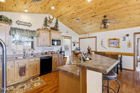 3650 Pine Rim Dr, Overgaard, AZ 85933 photo 10