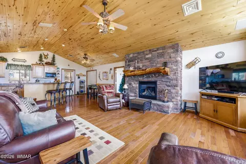 3650 Pine Rim Dr, Overgaard, AZ 85933 photo 5