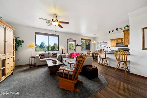 2310 N Cottage Trl #B2, Show Low, AZ 85901