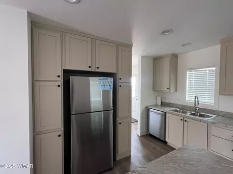 Kitchen - 4129 Apache Rd, Snowflake, AZ 85937 photo 3 of 3