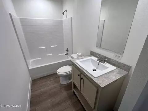 Bath - 4129 Apache Rd, Snowflake, AZ 85937 photo 1 of 3