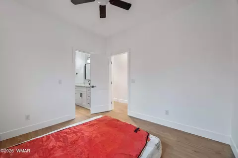 Bedroom - 2845 Mustang Trl, Overgaard, AZ 85933 photo 2 of 6