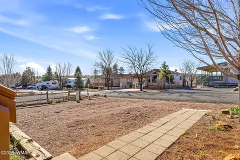 2218 Rodeo Rd, Overgaard, AZ 85933 photo 6