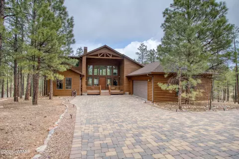 520 N Silverleaf Ln, Show Low, AZ 85901