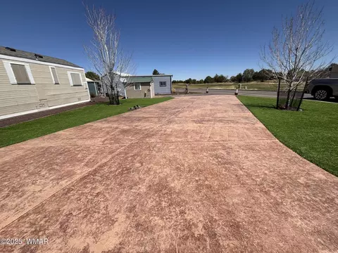 1850 Par Cir #235, Show Low, AZ 85901