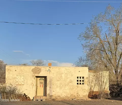 352 N 5th Ave, Holbrook, AZ 86025