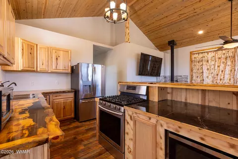 24 N3101, Vernon, AZ 85940