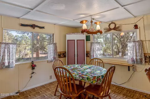 2888 Dale Rd, Overgaard, AZ 85933 photo 2