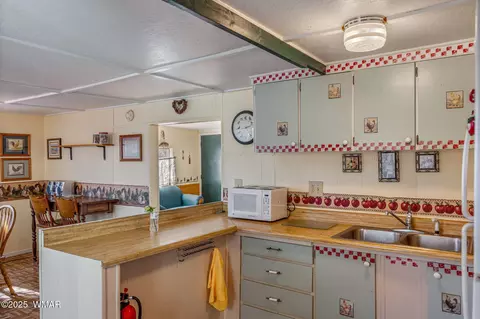 2888 Dale Rd, Overgaard, AZ 85933 photo 9
