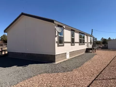 2122 Meadow Ln, Overgaard, AZ 85933