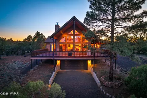 2245 Grizzly Dr, Overgaard, AZ 85933