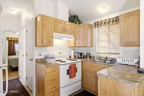 2703 Rustlers Roost, Overgaard, AZ 85933 photo 14