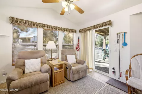 2703 Rustlers Roost, Overgaard, AZ 85933 photo 12