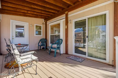 2703 Rustlers Roost, Overgaard, AZ 85933 photo 9