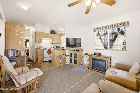 2703 Rustlers Roost, Overgaard, AZ 85933 photo 10