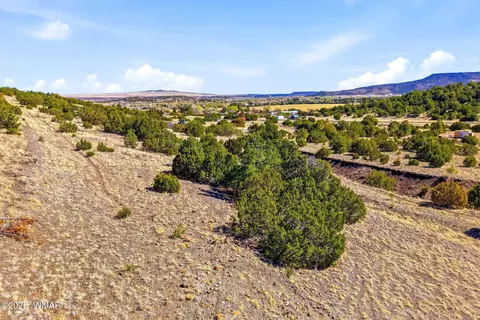 1242 S Kaishas Way, Eagar, AZ 85925 photo 2