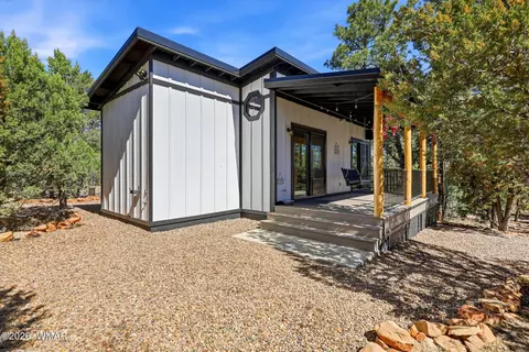 Exterior - 2787 Paradise Pines Rd, Overgaard, AZ 85933 photo 2 of 17