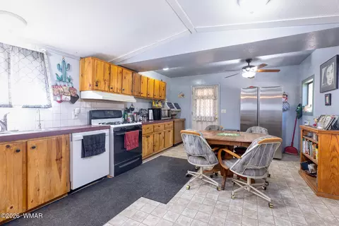2185 Wildlife Trl, Overgaard, AZ 85933 photo 8