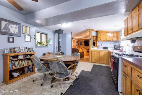 2185 Wildlife Trl, Overgaard, AZ 85933 photo 9