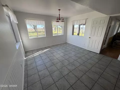 Dining - 7525 E Sherwood Dr, Snowflake, AZ 85937 photo 1 of 1
