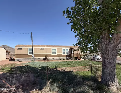 7832 Jacamar Ln, Woodruff, AZ 85942